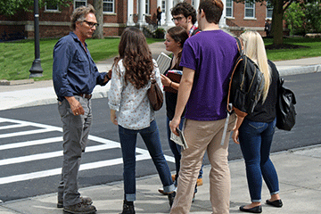 Actor William Fichtner to screen new movie on campus