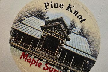 Pine_knot_syrup_label_WEB.gif