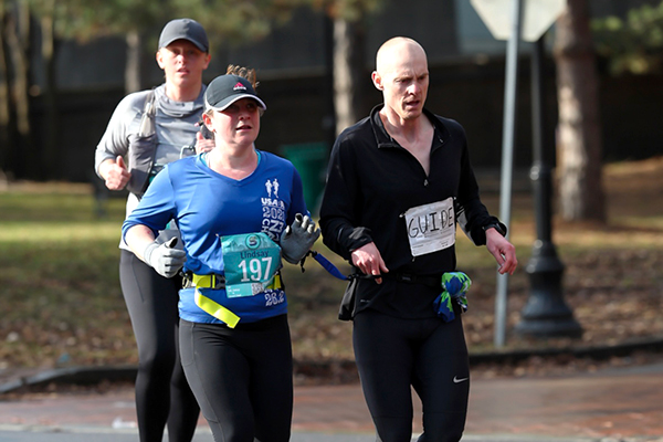 A professor goes the distance despite visual impairment