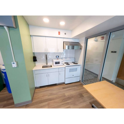 4th Floor Kitchenette