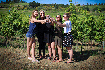 Students Master Wine Journalism in Italy