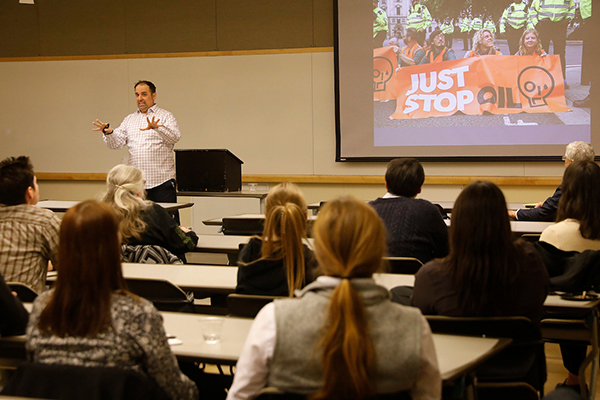 Brooks Lecture Series focuses on ‘The Culture of Narrative’