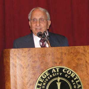 College Honors James Yaman '40 for Service