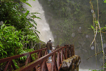 Costa-rica-waterfall_WEB.jpg