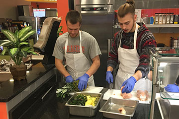 Bistro_Cooking_veggies_pair_WEB.jpg