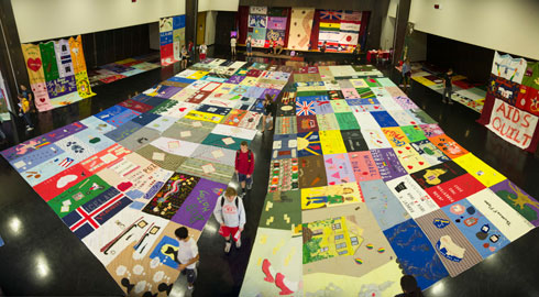 aids_quilt_PANO96.jpg