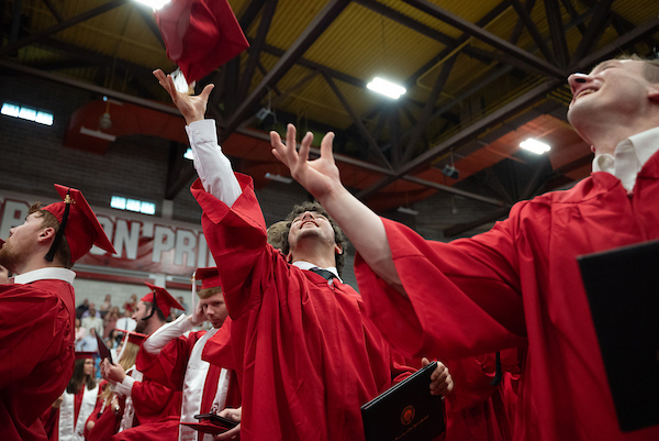 Commencement-Main.jpg