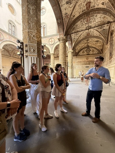 American painter Adam Miller speaks to students about his Renaissance influences in Florence.