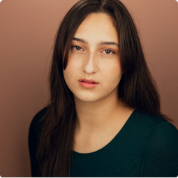 Isabella Garza headshot