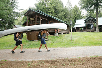 Raquette-Canoe.jpg