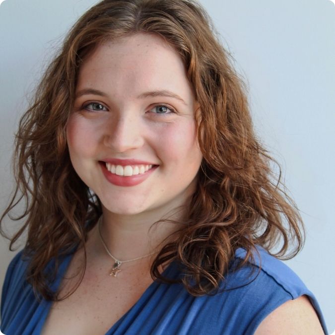 Mackenzie Carroll Headshot